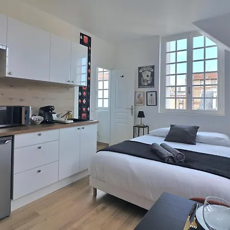 Sc4 - 2e Etage - Casino Du Lägenhet